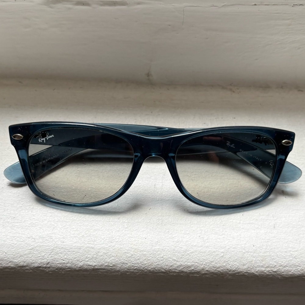 RAY BAN Blue New Wayfarer Sunglasses RB2132